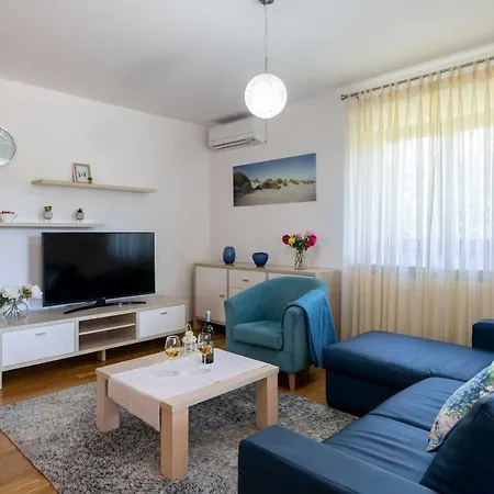 Casa Celestina Holiday home *