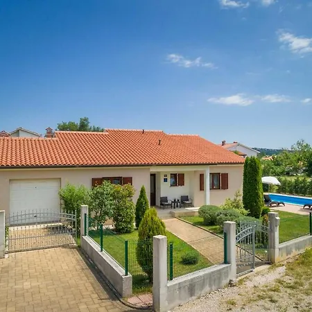 Casa Celestina Holiday home