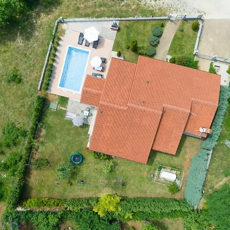 Casa Celestina