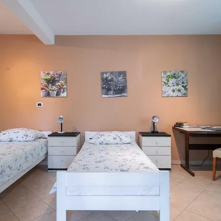 Casa Celestina Holiday home